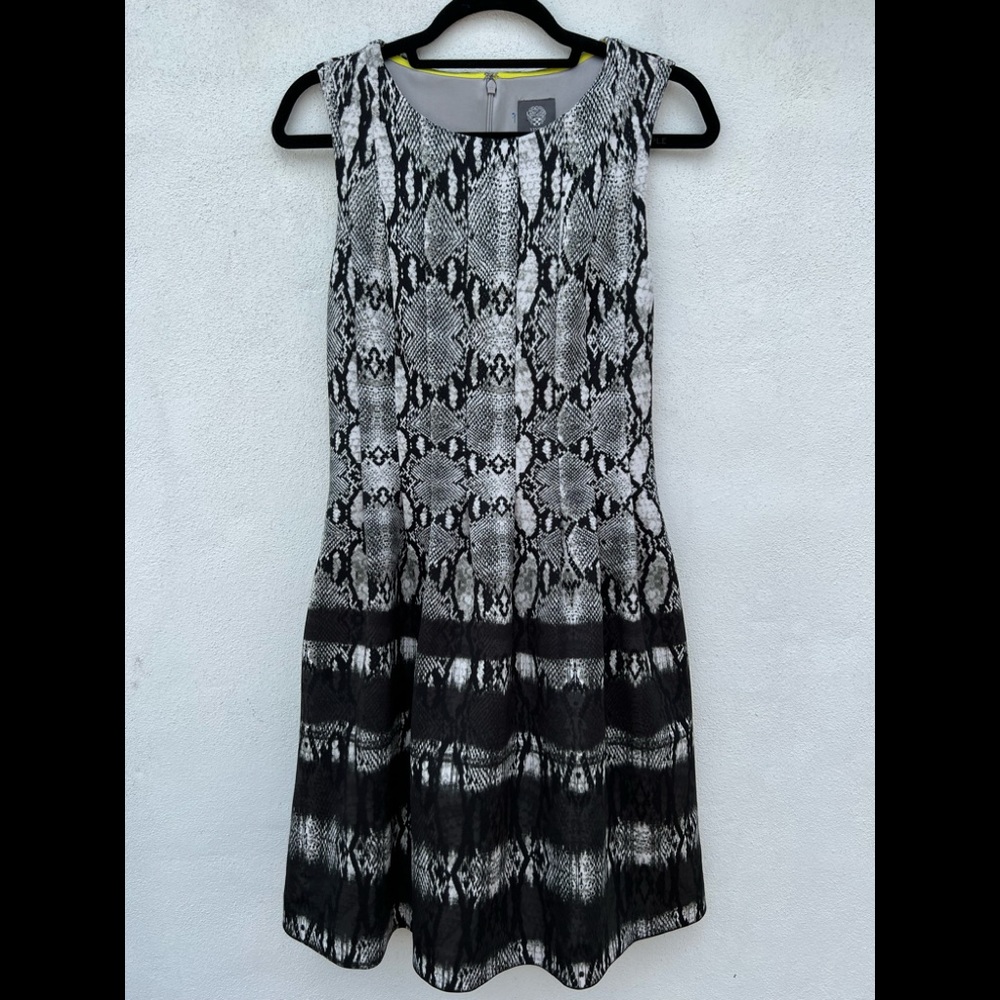Vince Camuto Snake Print Fit & Flare Dress Pleated size 10. Like new.